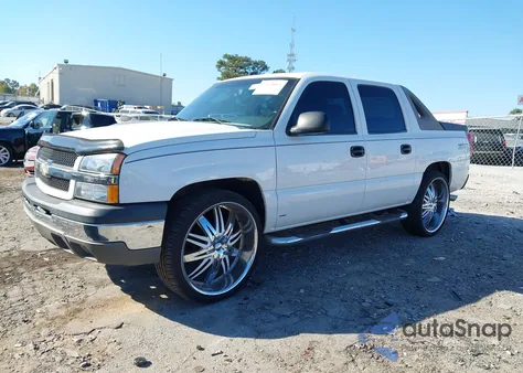 2003 Chevrolet Avalanche 1500 z USA, uszkodzony, nr VIN 3GNEC13T33G266001